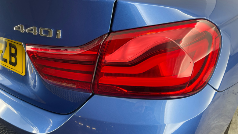 BMW 4 Series 440i M Sport 2dr Auto [Professional Media] Petrol Coupe